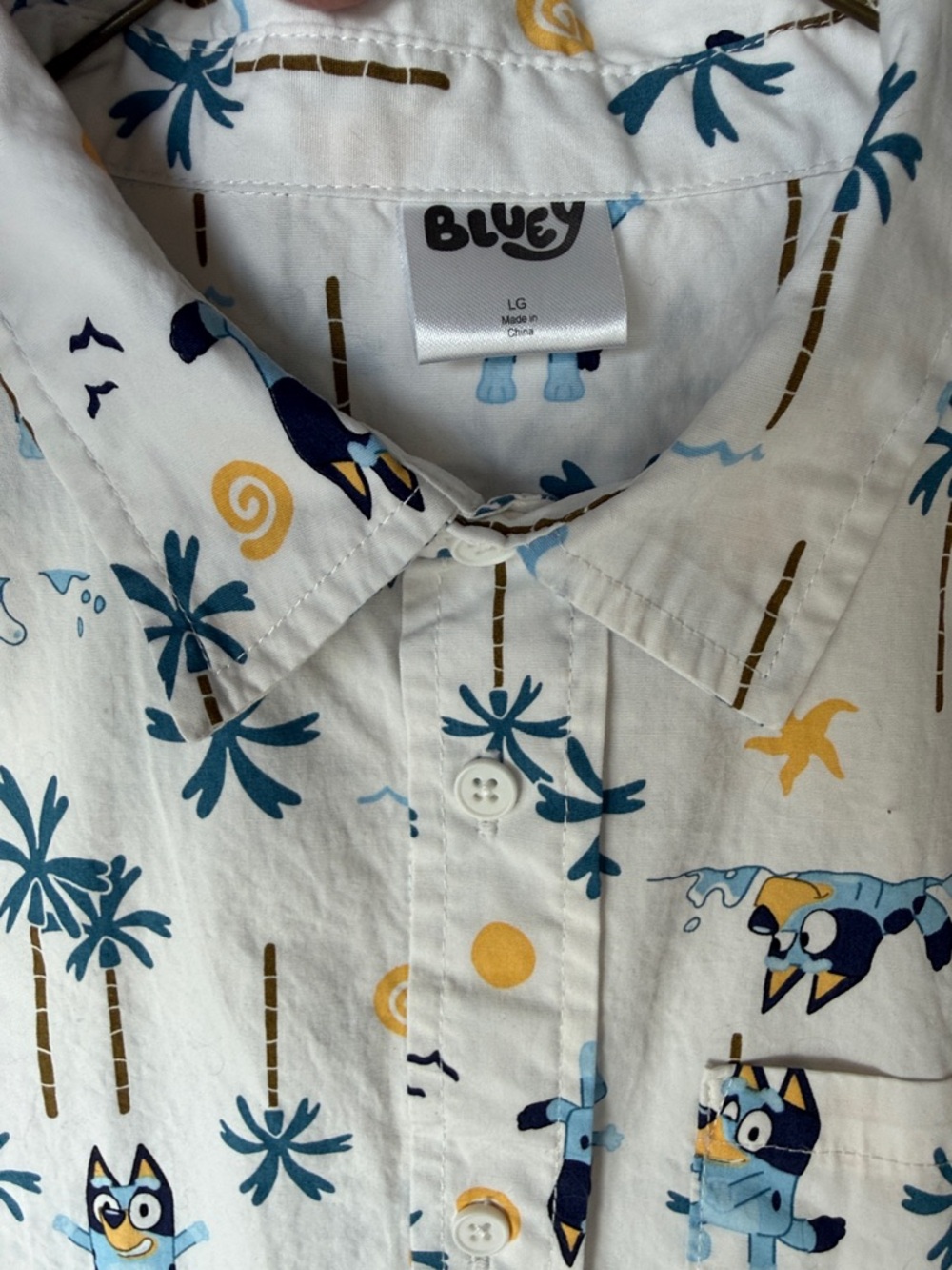 Bluey Boys' Short Sleeve Button-Down Shirt - White with Blue Print - Picture 5 of 9
